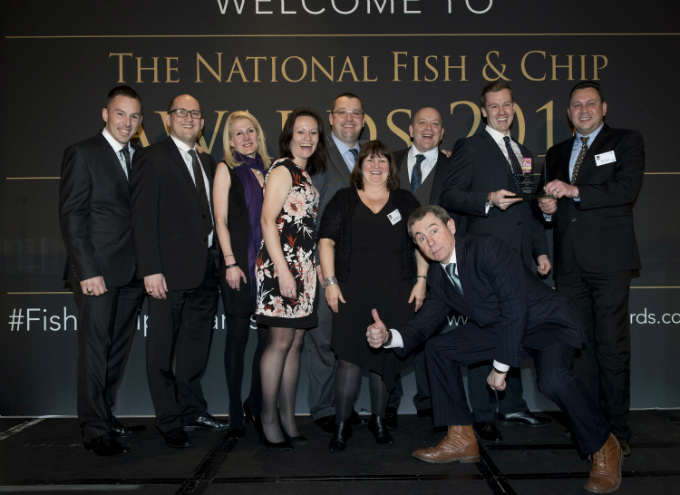 5 x 680 The Fishnchicken team win the Best Multiple Fish Chip Operator Award (2)